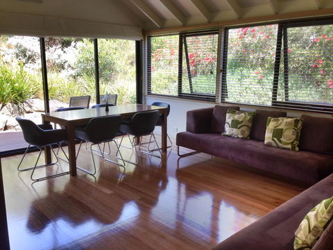 Southern Ocean Villa 9 - Accommodation NT 3