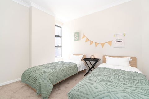 SP246-Brandnew Modern Apt In Penrith With Parking - Accommodation NT 2