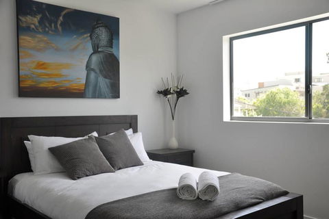 Spacious 2 Bed 2 Bath Unit - LUMA APARTMENTS - Accommodation NT 0