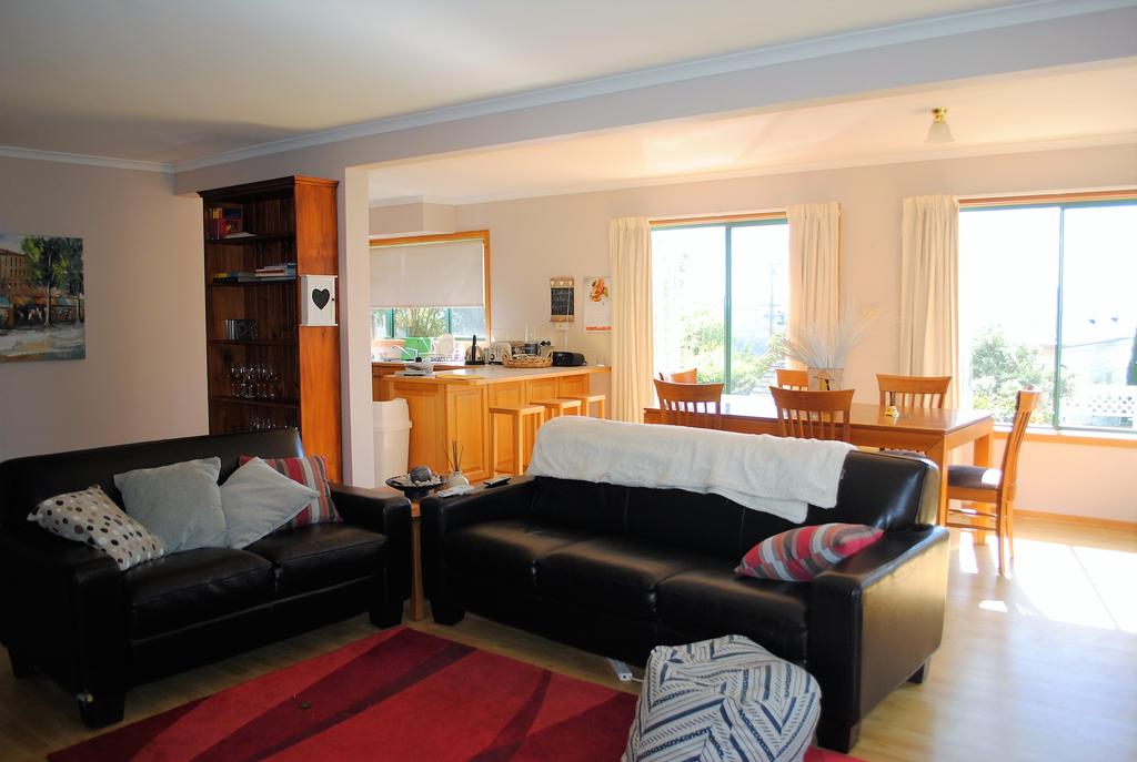 Hobart TAS Accommodation NT