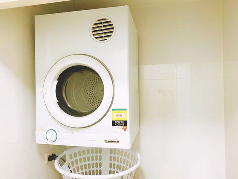 Spacious Apartment Close To Train Station And Airport - Accommodation NT 2
