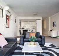 Spacious Two-Bedroom Apartment near Hospital - NT Tourism