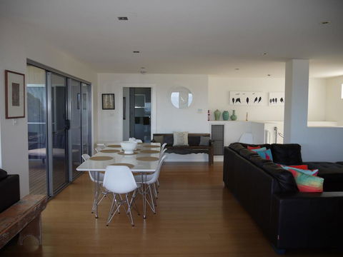Spectacular Holiday Living - NT Tourism 1