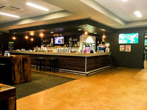 Spinifex Hotel - Accommodation NT 2