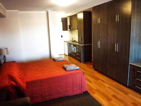 Spinifex Hotel - Accommodation NT 1