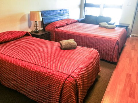 Spinifex Hotel - Accommodation NT 0