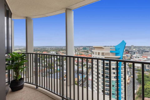 SPIRE - Fast Internet Monthly Stays W Carpark - Accommodation NT 3