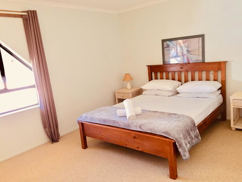 Spring Hill Gardens Apartments - Accommodation NT 3