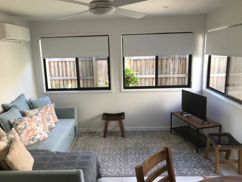 St Clair's Apartments, Cotton Tree - Accommodation NT 3