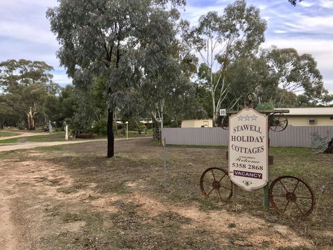 Stawell Holiday Cottages - Accommodation NT 2