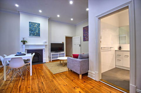 Stay On Sussex - Accommodation NT 3