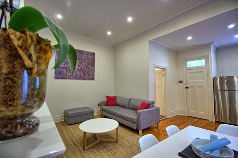 Stay On Sussex - Accommodation NT 1