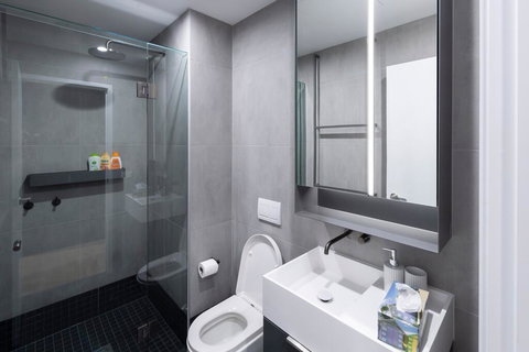 STAY&CO Docklands Drive - Accommodation NT 2