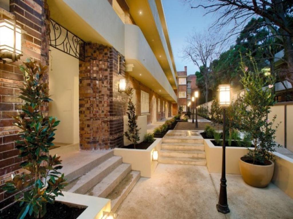 East Melbourne VIC Accommodation NT