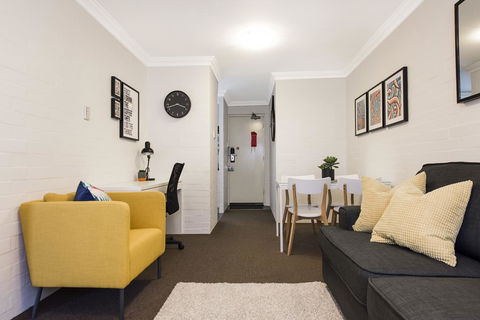 Staywest Subiaco Village 40 - Accommodation NT 1