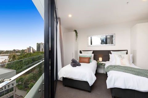 STH - River Views, Fast Internet, Long Stays - Accommodation NT 2