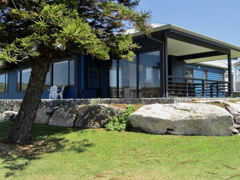 Storm Bay Cottage - NT Tourism 0