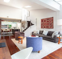 Striking open plan home in quiet inner-city area - NT Tourism