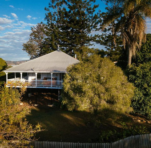 Stunning Queenslander - Accommodation NT 0
