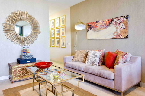 Stylish 1 Bedroom Apartment Amazing City Views - Accommodation NT 0