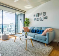 Stylish 2-bedroom apartment in Fortitude Valley - Accommodation NT