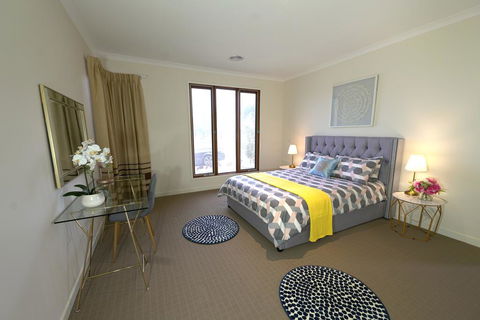 Stylish Luxe House For Big Group Near Shopping Center - Accommodation NT 1
