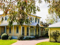 Book Cowes Accommodation Vacations Accommodation NT Accommodation NT