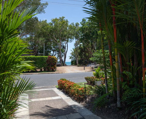 Sunrise On Four Mile - Port Douglas - Accommodation NT 2