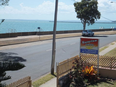 Sunrise Units - NT Tourism 0
