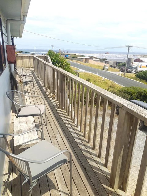 Sunset Holiday Villas - Accommodation NT 3