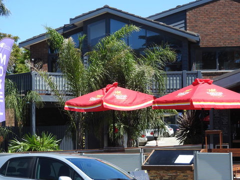 Surf City Motel - NT Tourism 1