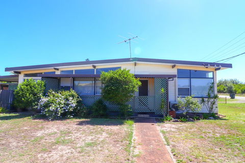 Surfs Up - Accommodation NT 0