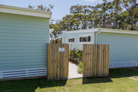 Surfside Cudmirrah Beach - Accommodation NT 3