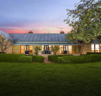 Sutton Downs - renovated country home on 100 acres - NT Tourism