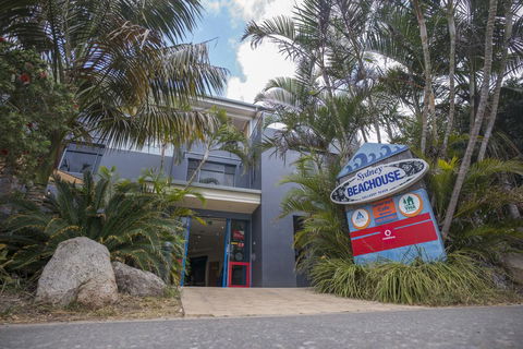 Sydney Beachouse YHA - Accommodation NT 1