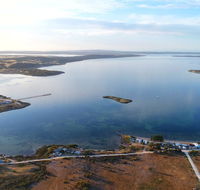 Tall Pines Beach House at Mount Dutton Bay part of Coffin Bay waterways - NT Tourism