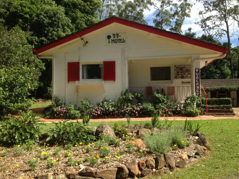 Tall Trees Motel Mountain Retreat - Accommodation NT 3