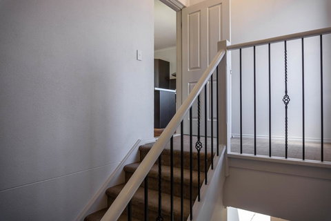 Tasha's Apartments On Kerry - Accommodation NT 3