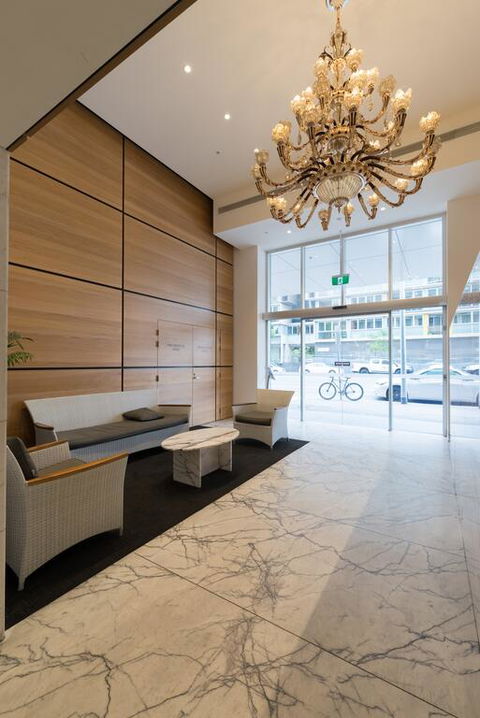Tasha's Apartments On Morphett - Accommodation NT 3