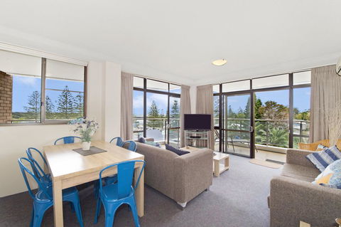 Tasman Towers 9, 3 Munster Street - Accommodation NT 2