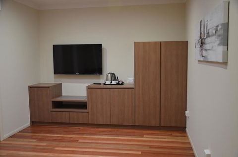 The Australian Hotel Motel - NT Tourism 3