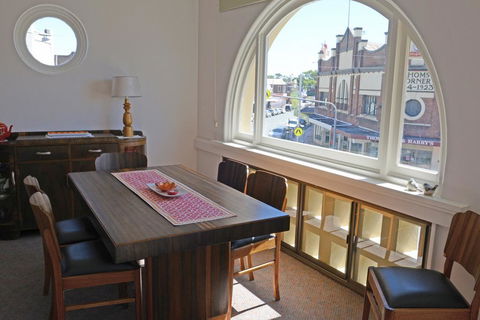 The Bank B&B West Wyalong - NT Tourism 2