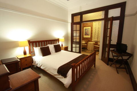 The Bank Guesthouse - NT Tourism 2