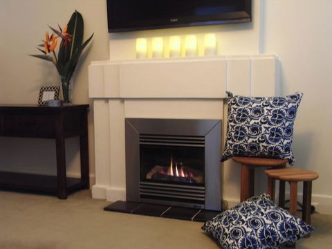 The Beach House Apartment - NT Tourism 1
