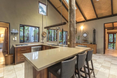 The Beach House On Newell - Accommodation NT 3