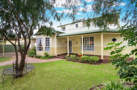 The Beach Retreat - NT Tourism 2