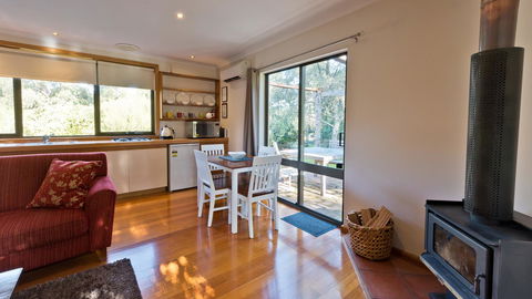 Parnella Kettering - Accommodation NT 18