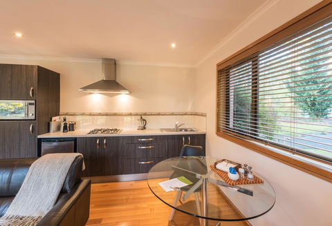 Parnella Kettering - Accommodation NT 4