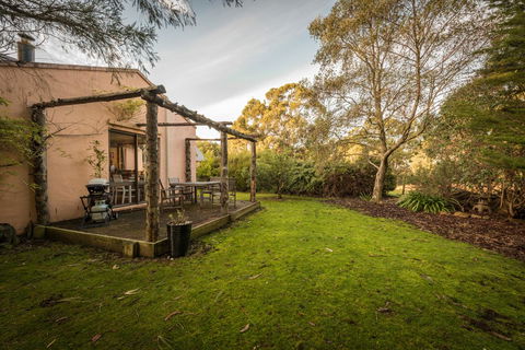 Parnella Kettering - Accommodation NT 15