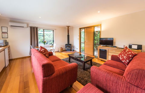 Parnella Kettering - Accommodation NT 11